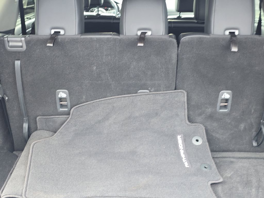 Used 2024 Nissan Pathfinder SL image 8