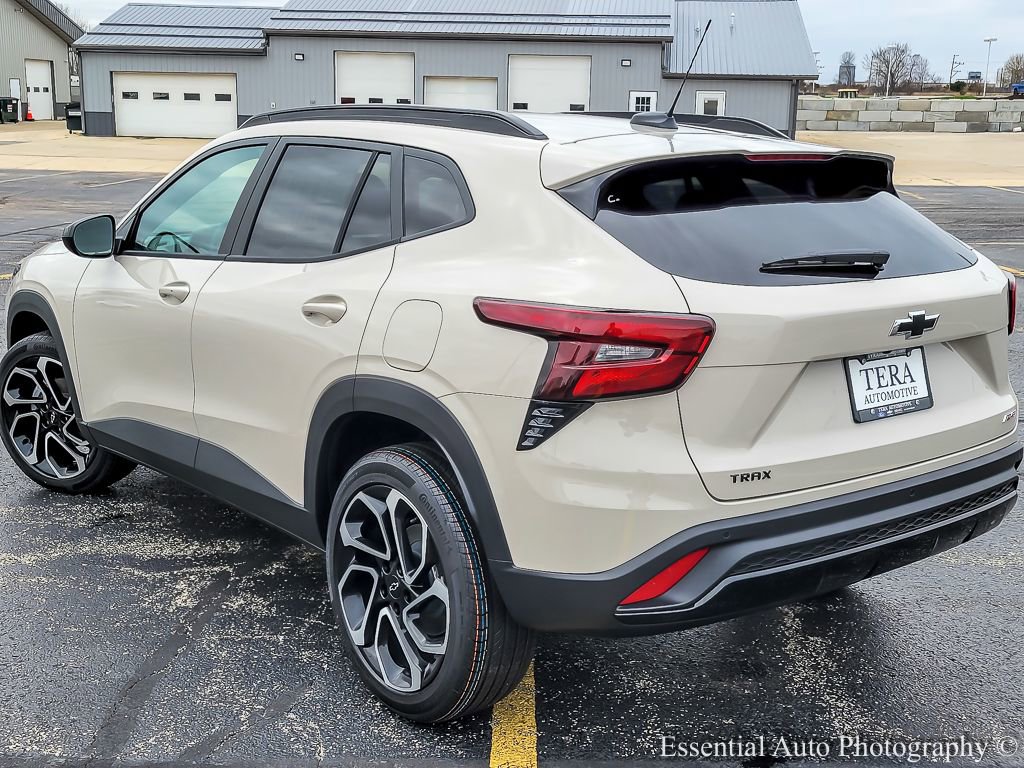New 2026 Chevrolet Trax RS image 7