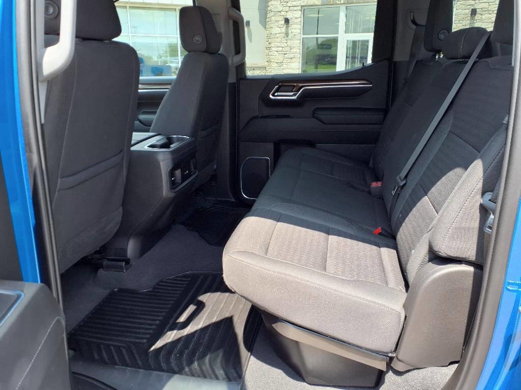 Used 2023 Chevrolet Silverado 1500 RST w/ Z71 Off-Road Package image 23