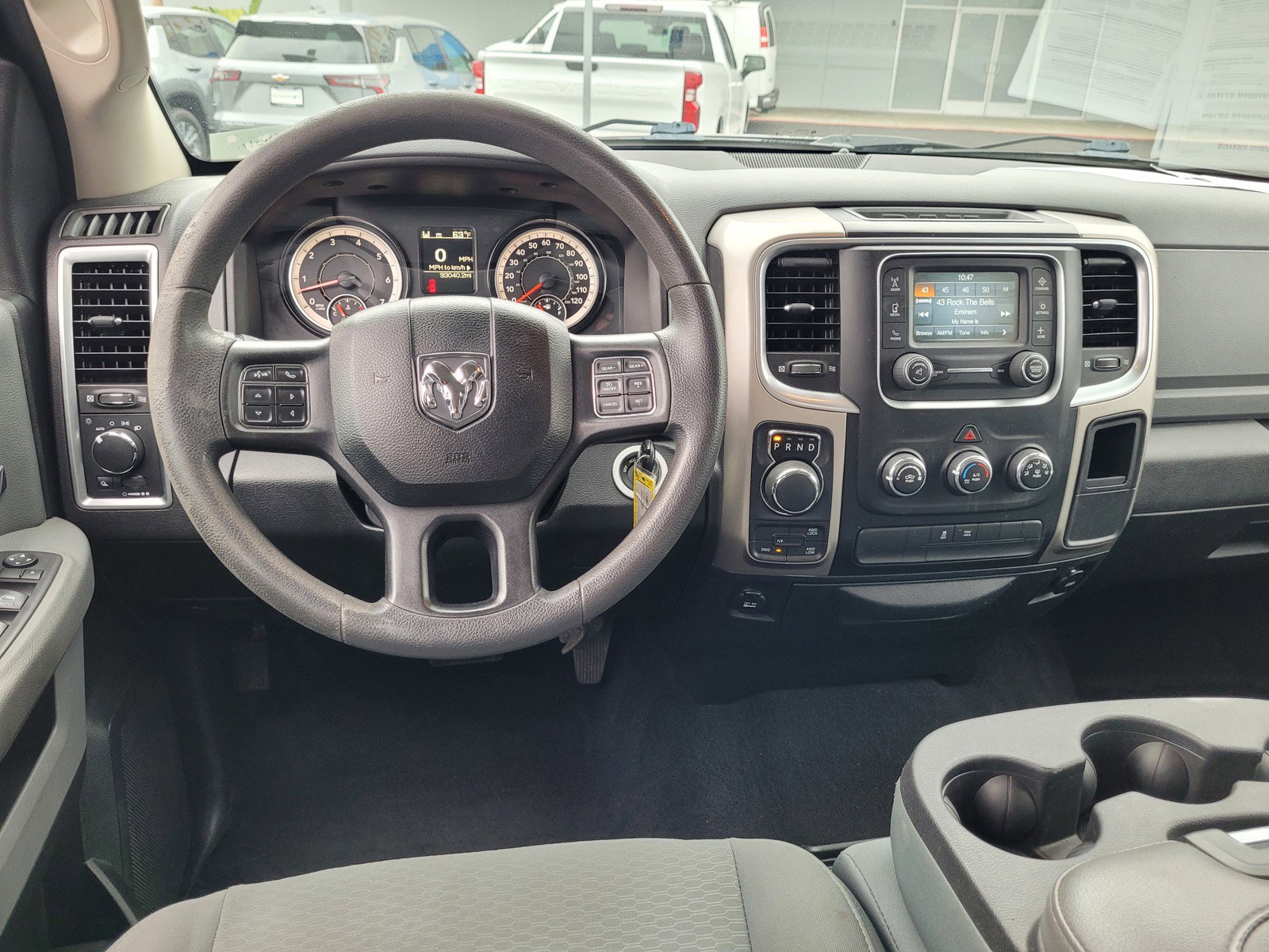 Used 2018 RAM 1500 Classic SLT AWD/4WD image 17