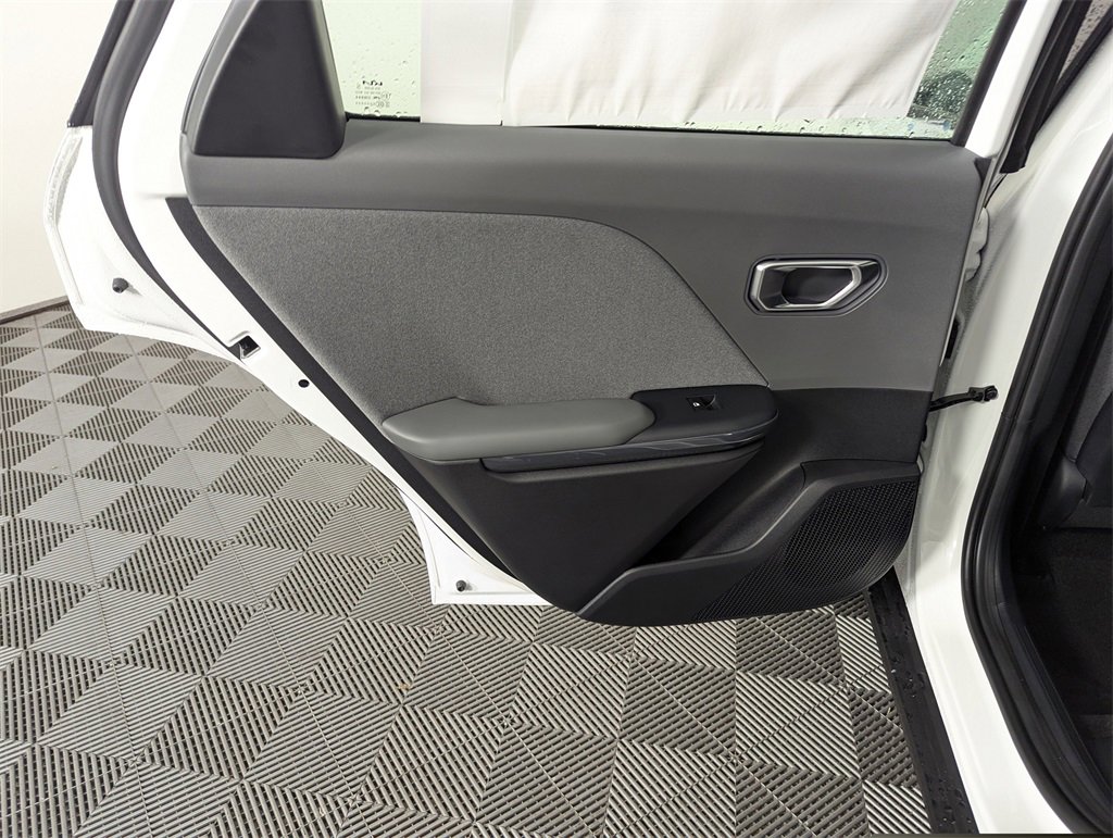 New 2025 Kia K4 EX image 28