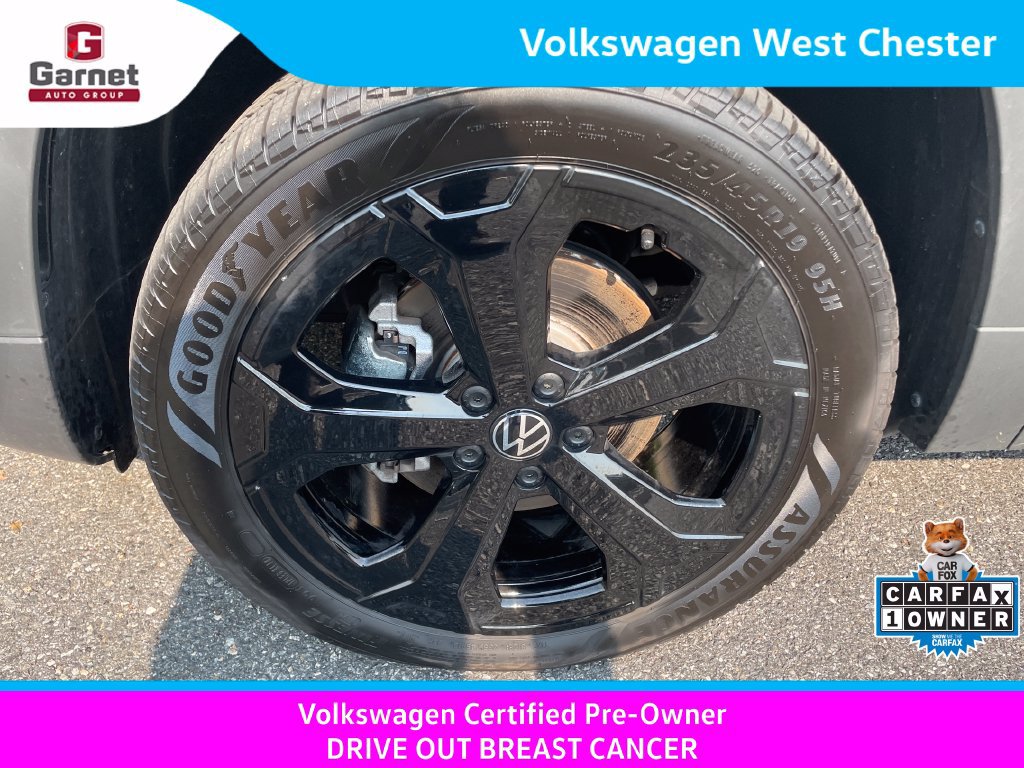 Certified 2025 Volkswagen Taos SEL AWD/4WD image 37