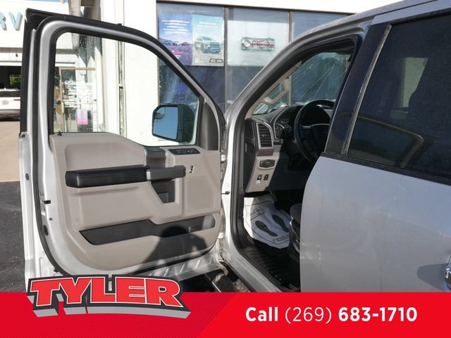 Used 2018 Ford F150 XLT w/ Equipment Group 302A Luxury AWD/4WD image 18