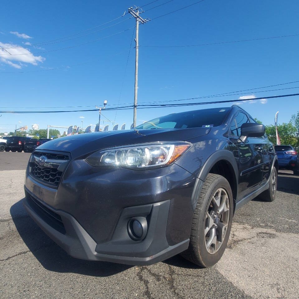Used 2019 Subaru Crosstrek 2.0i Premium w/ Moonroof Package