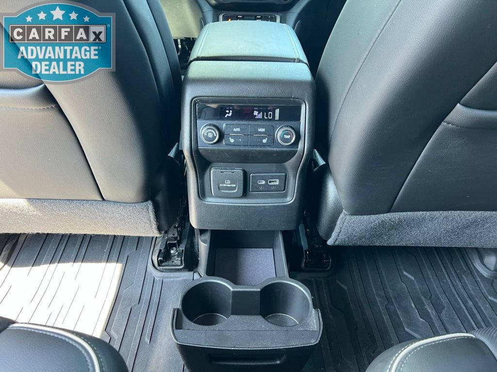 Used 2021 GMC Acadia Denali w/ Denali Technology Package FWD image 21