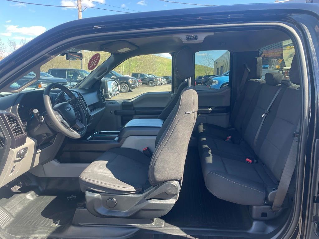Used 2017 Ford F150 XL w/ Equipment Group 101A Mid image 9