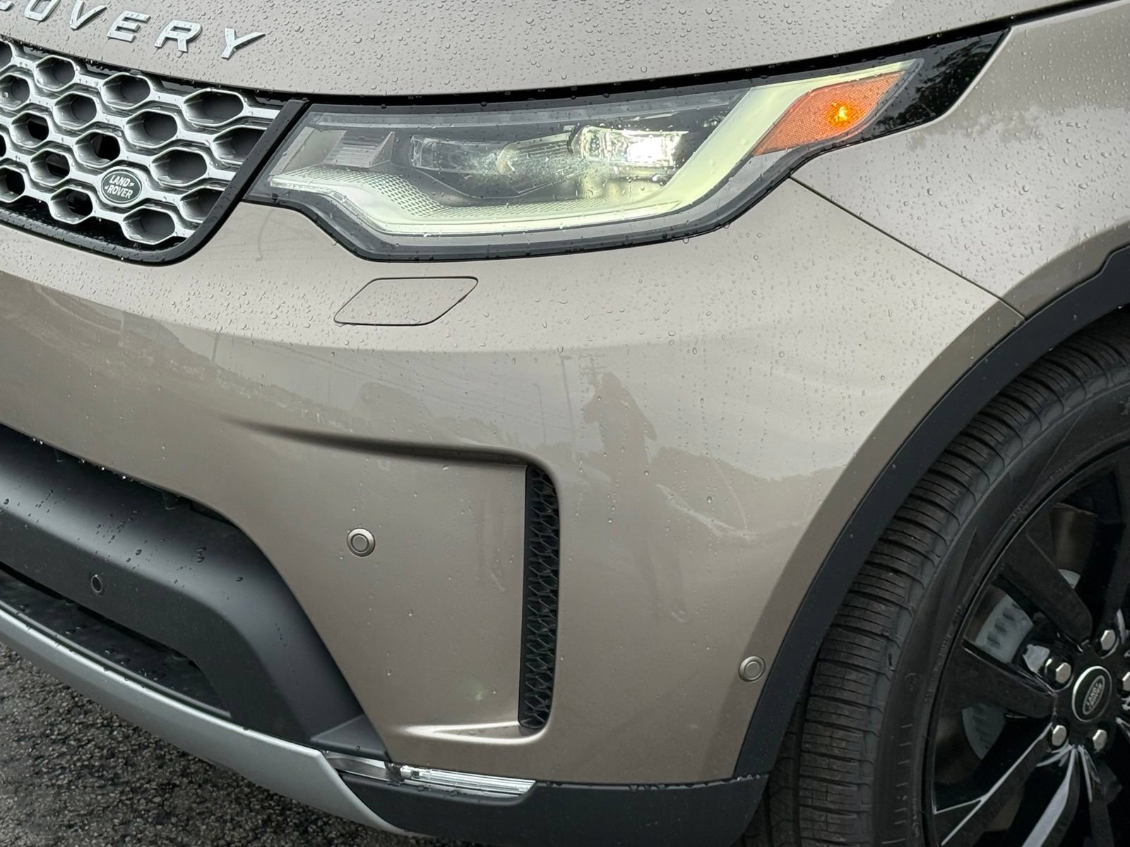New 2026 Land Rover Discovery S AWD/4WD image 11