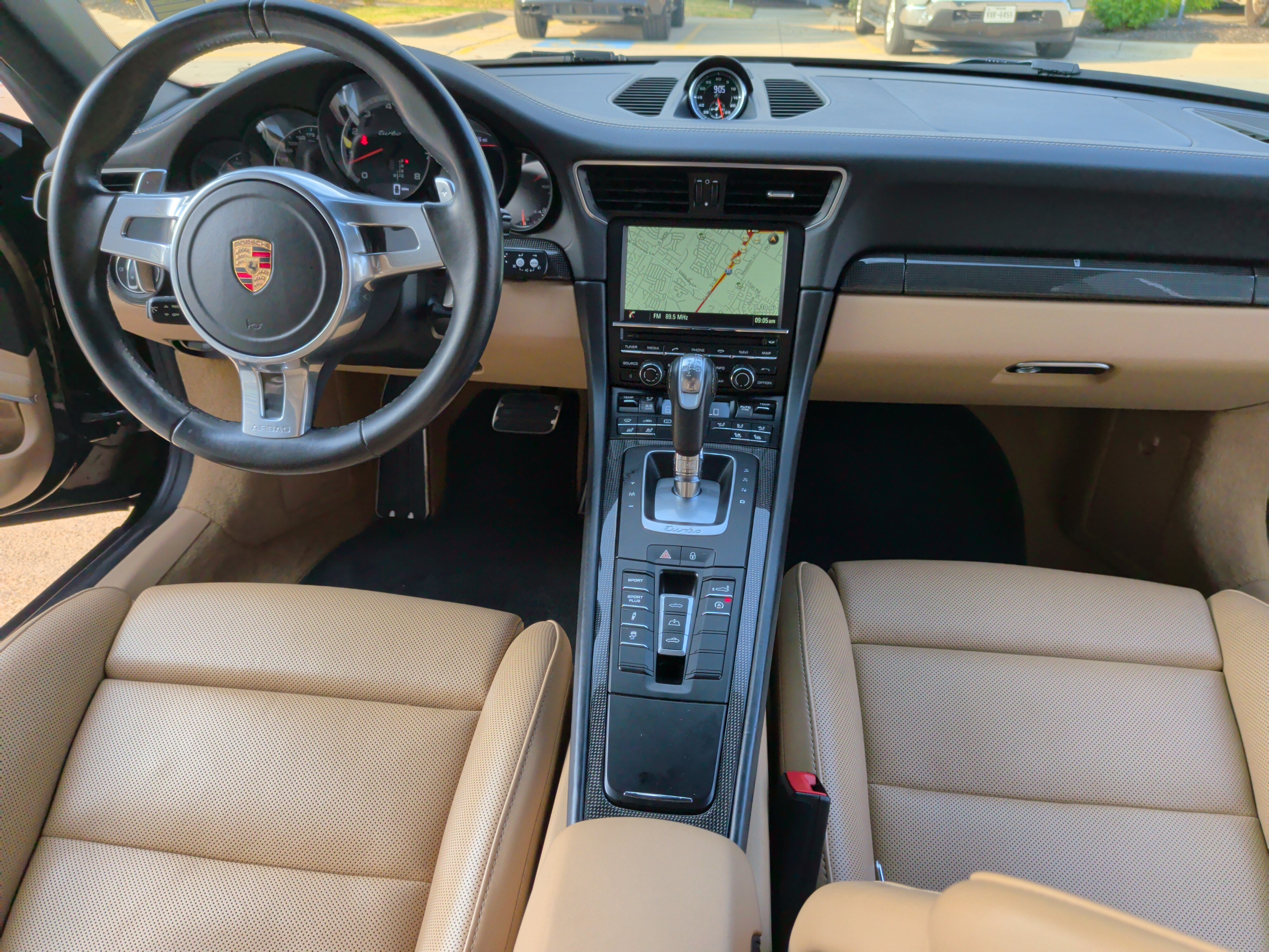 Used 2015 Porsche 911 Turbo AWD/4WD image 21