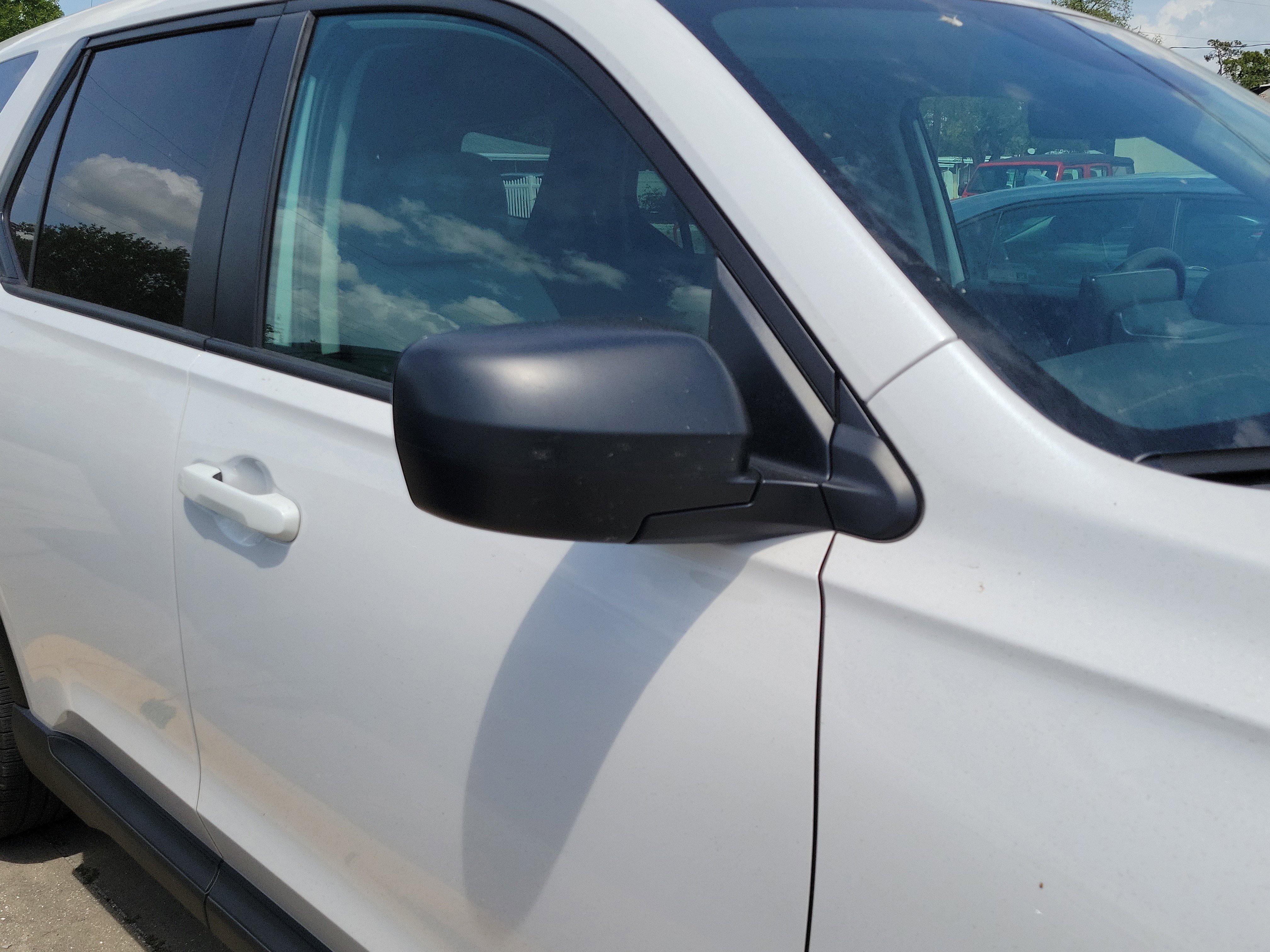 Used 2023 Honda Pilot LX image 9