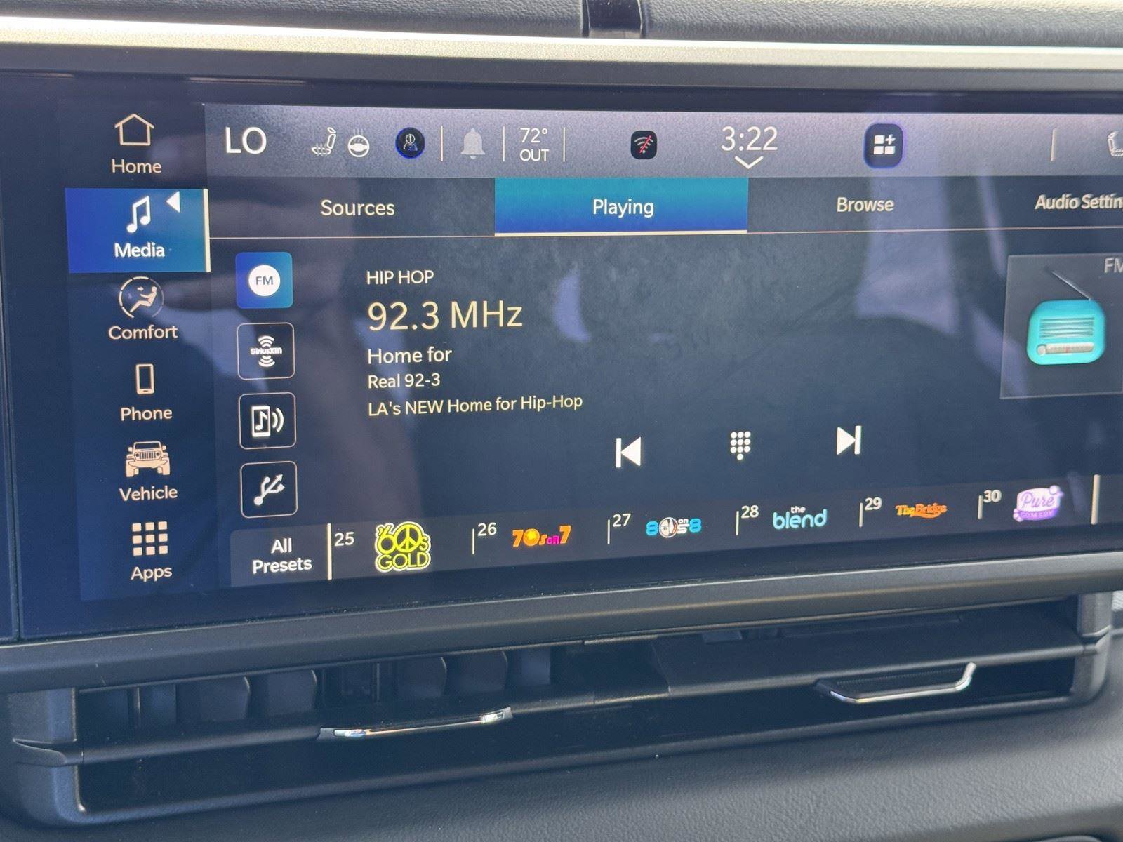 Certified 2025 Jeep Wrangler Sahara w/ Safety Group AWD/4WD image 17