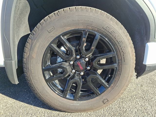 Used 2025 GMC Sierra 1500 Elevation image 8