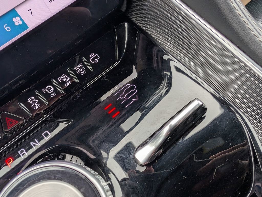 Used 2024 Jeep Grand Wagoneer L Series II w/ Quick Order Packagew 28T image 48