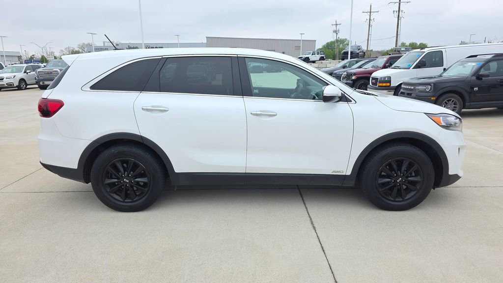 Used 2019 Kia Sorento LX image 6