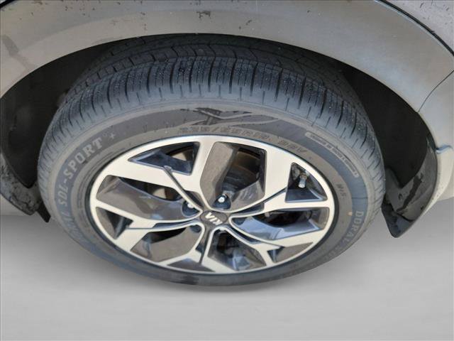 Used 2021 Kia Sportage EX w/ EX Technology Package FWD image 12
