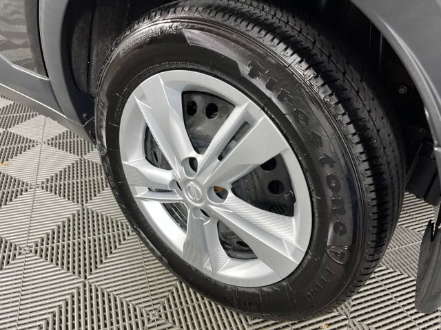 Certified 2025 Nissan Kicks Play S FWD image 14