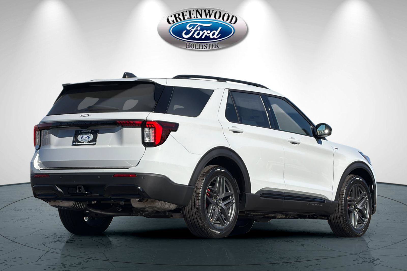 New 2027 Ford Explorer ST-Line w/ Premium Package RWD image 4