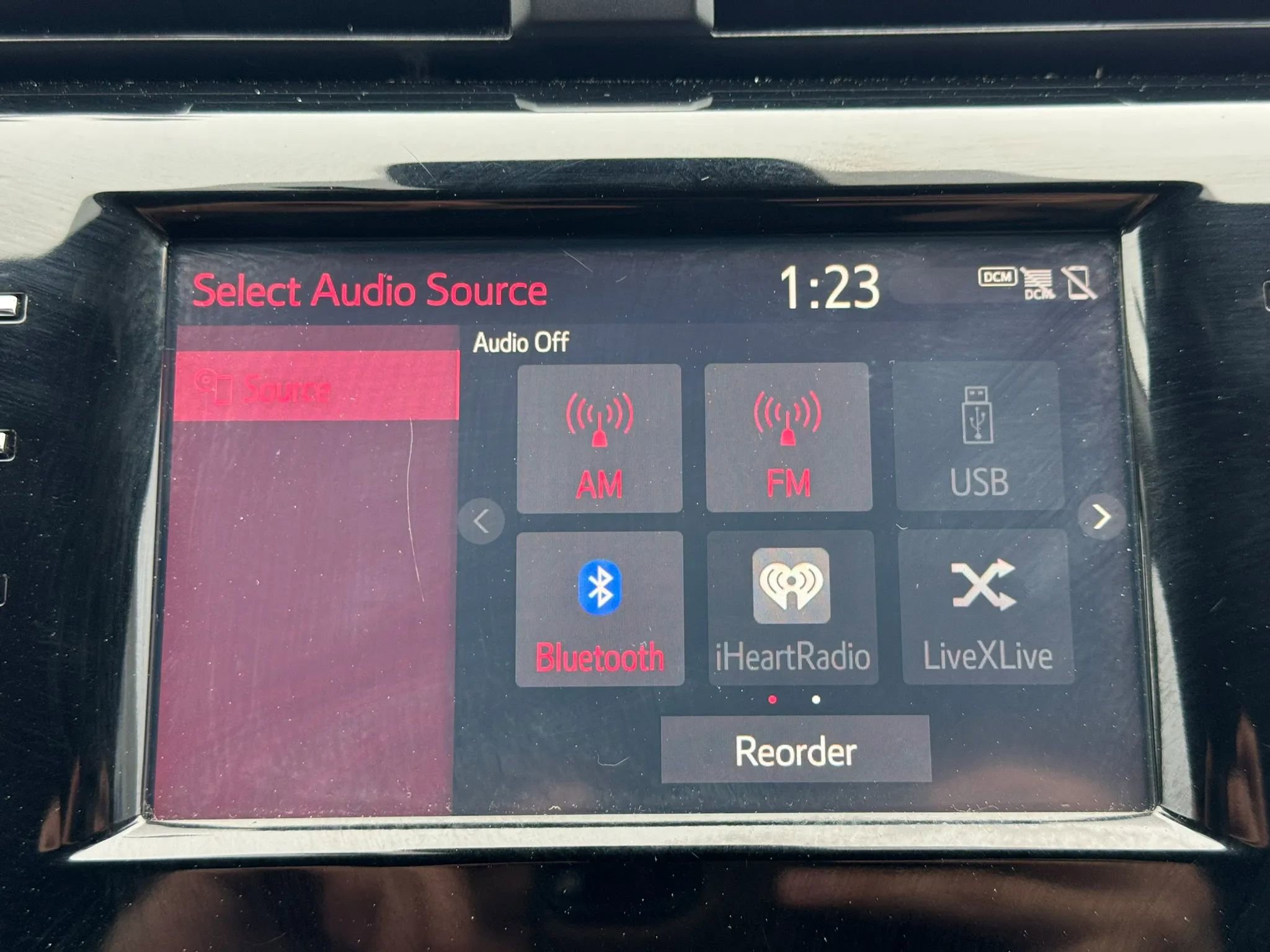 Used 2019 Toyota Camry SE FWD image 27