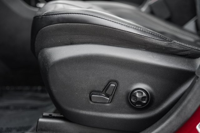 Used 2019 Jeep Cherokee Limited image 38