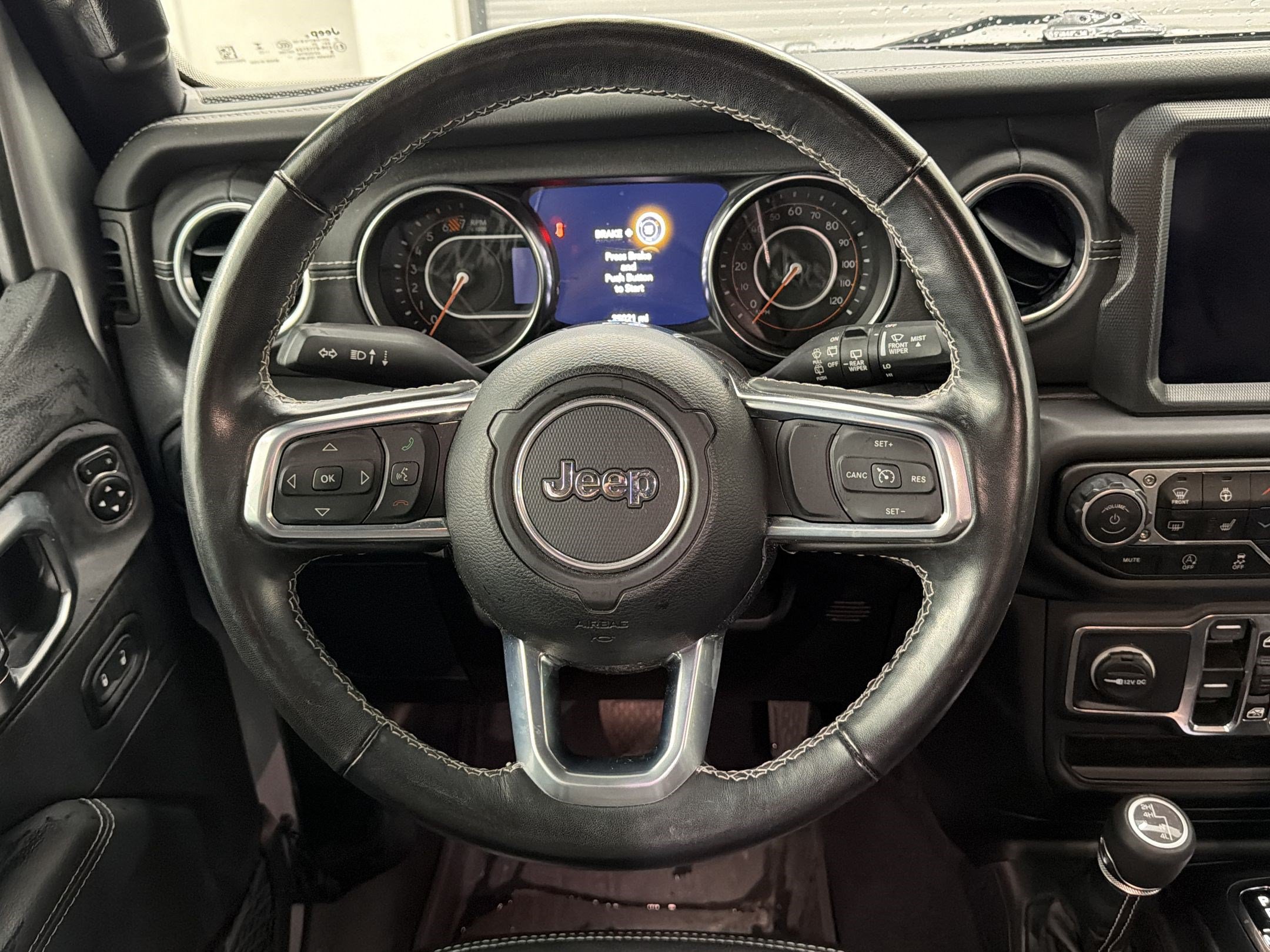 Used 2023 Jeep Wrangler Unlimited Sahara w/ Cold Weather Group AWD/4WD image 10