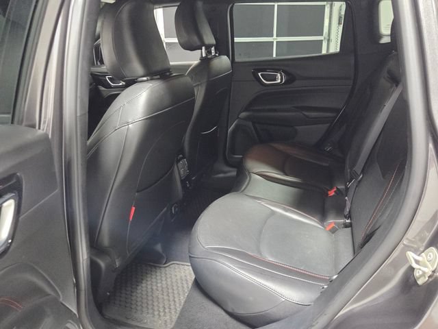 Used 2023 Jeep Compass Trailhawk w/ Trailhawk Elite Group AWD/4WD image 6
