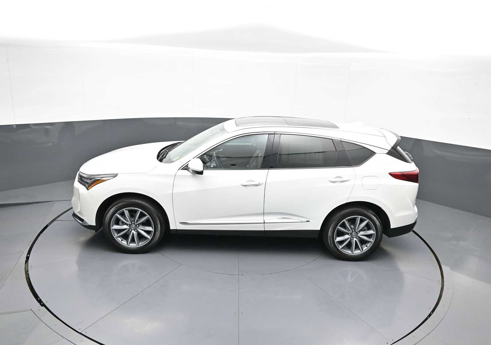 Certified 2024 Acura RDX w/ Technology Package AWD/4WD image 41