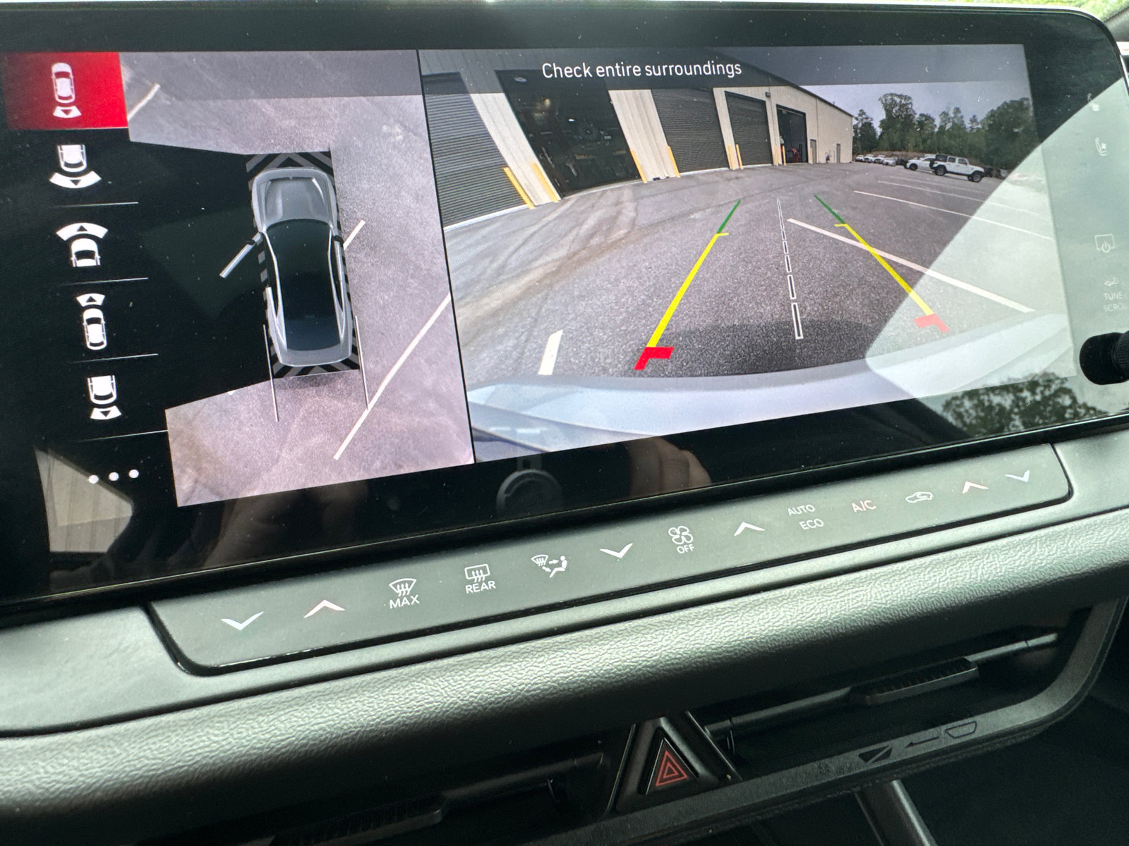 Used 2024 Dodge Charger Scat Pack w/ Plus Group image 29