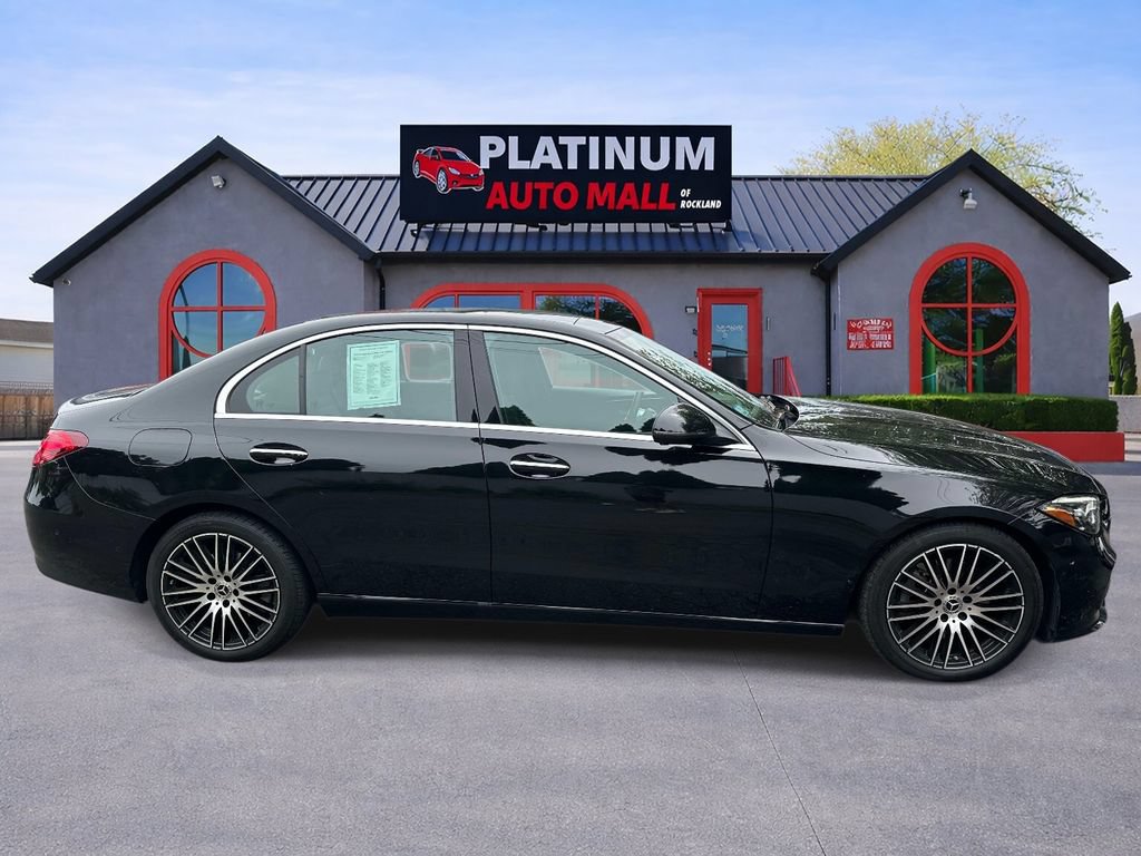 Used 2025 Mercedes-Benz C 300 4MATIC Sedan image 2