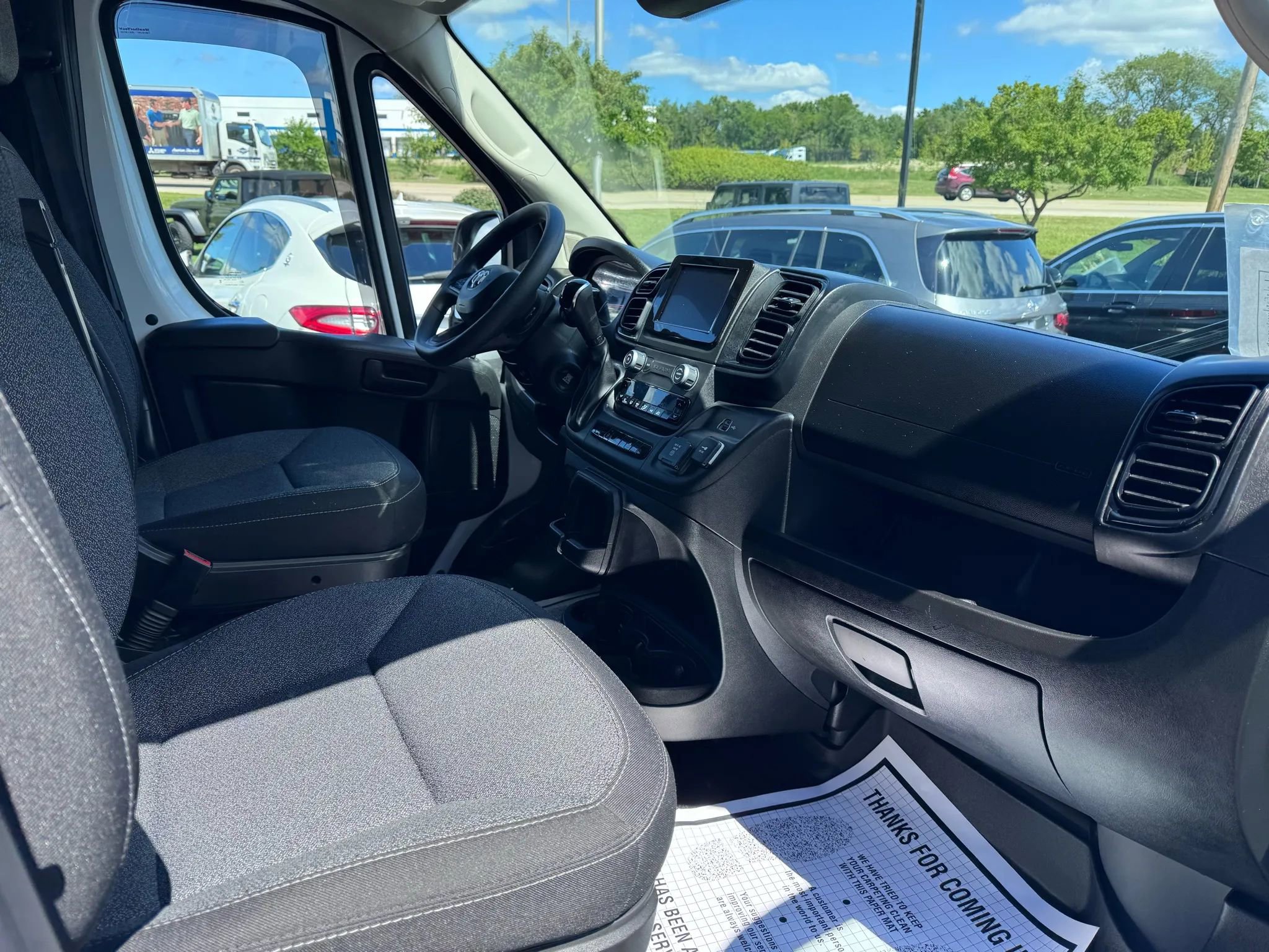 Used 2024 RAM ProMaster 3500 w/ Convenience Group FWD image 11