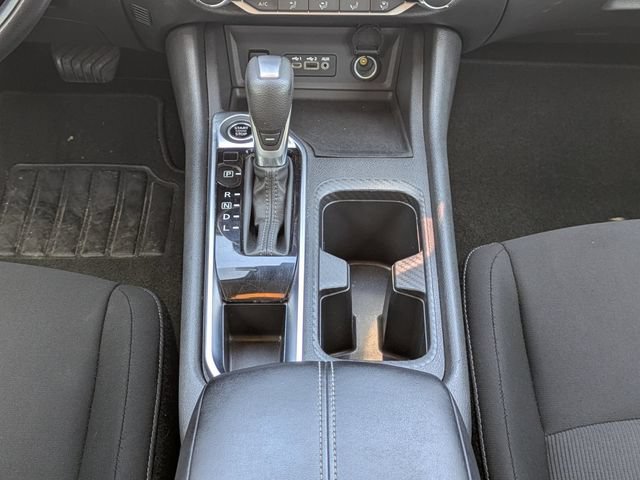 Used 2025 Nissan Sentra SV FWD image 19
