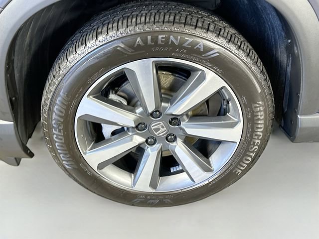 Certified 2025 Honda Pilot Elite image 16