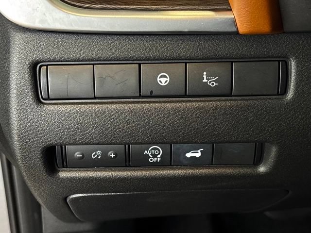 Used 2024 Nissan Rogue Platinum w/ Platinum Premium Package FWD image 28