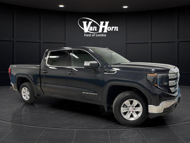 Used 2023 GMC Sierra 1500 SLE AWD/4WD image 1