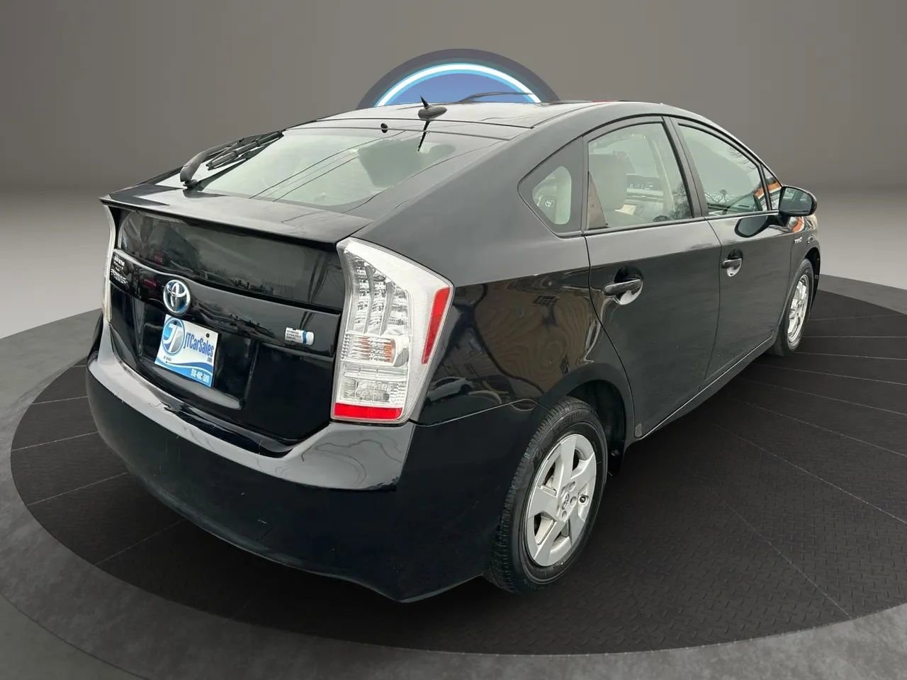 Used 2011 Toyota Prius Three w/ Navigation Pkg FWD image 8