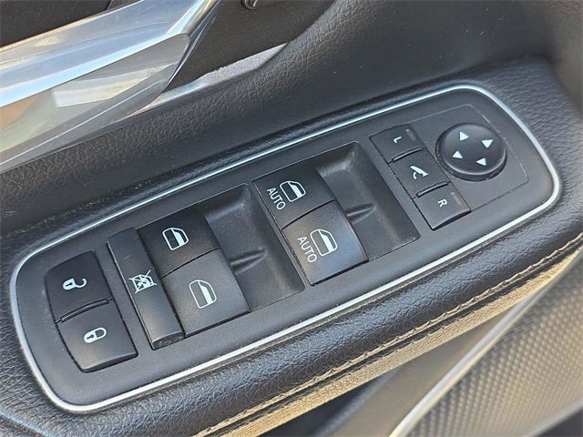 Used 2021 RAM 1500 Laramie w/ Off Road Group image 19