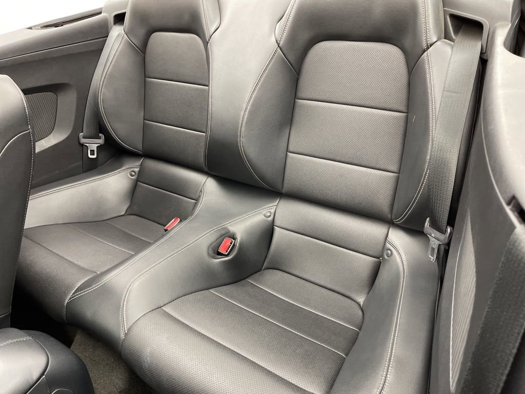 Used 2017 Ford Mustang Premium image 21