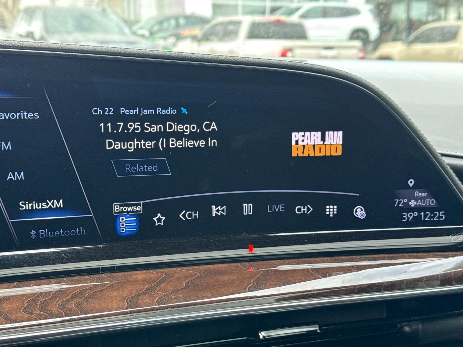 Used 2022 Cadillac Escalade ESV Sport Platinum image 22