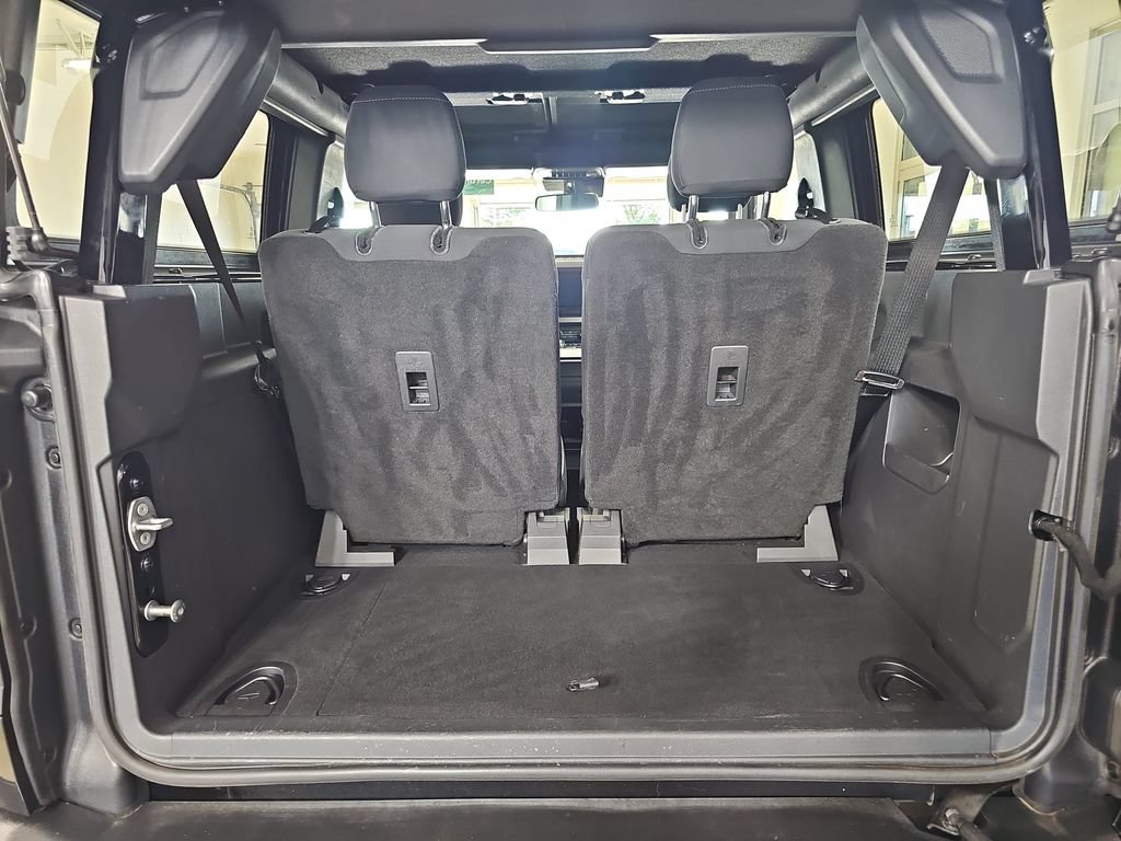 Used 2022 Ford Bronco Big Bend w/ Sasquatch Package AWD/4WD image 15