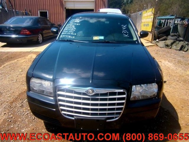 Used 2005 Chrysler 300 RWD image 4