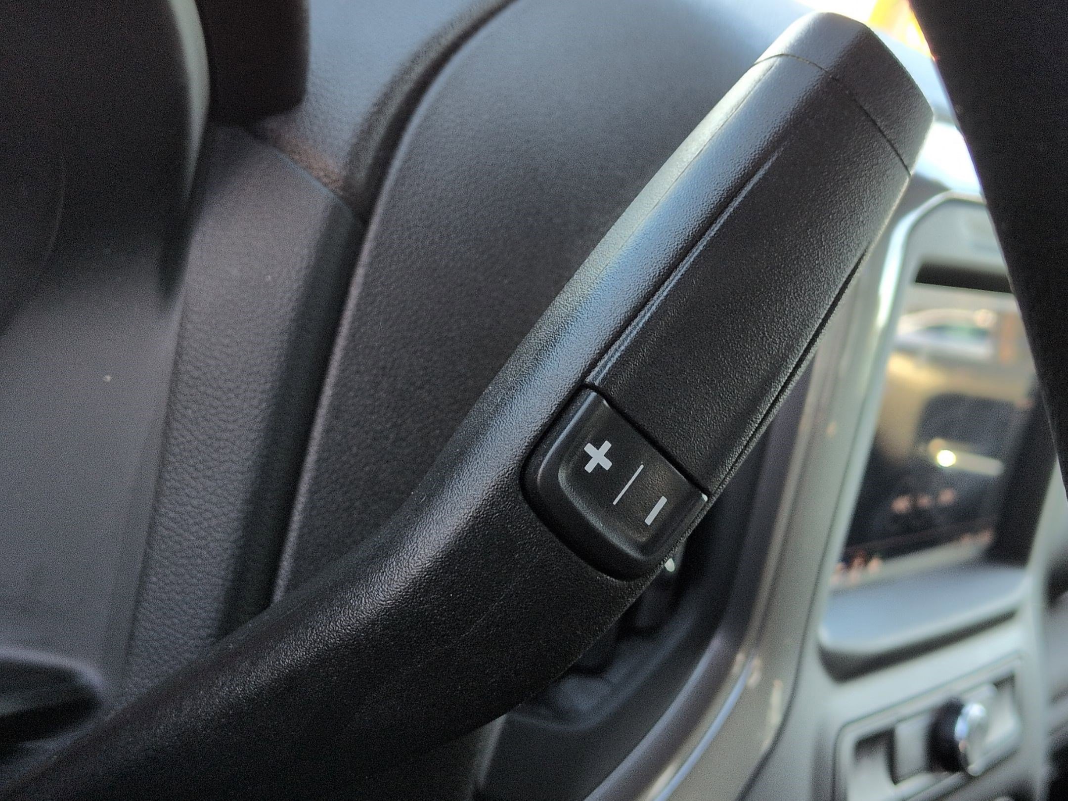 Used 2024 Chevrolet Silverado 1500 Custom image 25