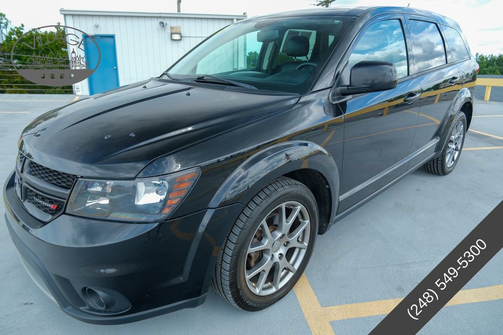 Used 2015 Dodge Journey R/T w/ Flexible Seating Group FWD image 2