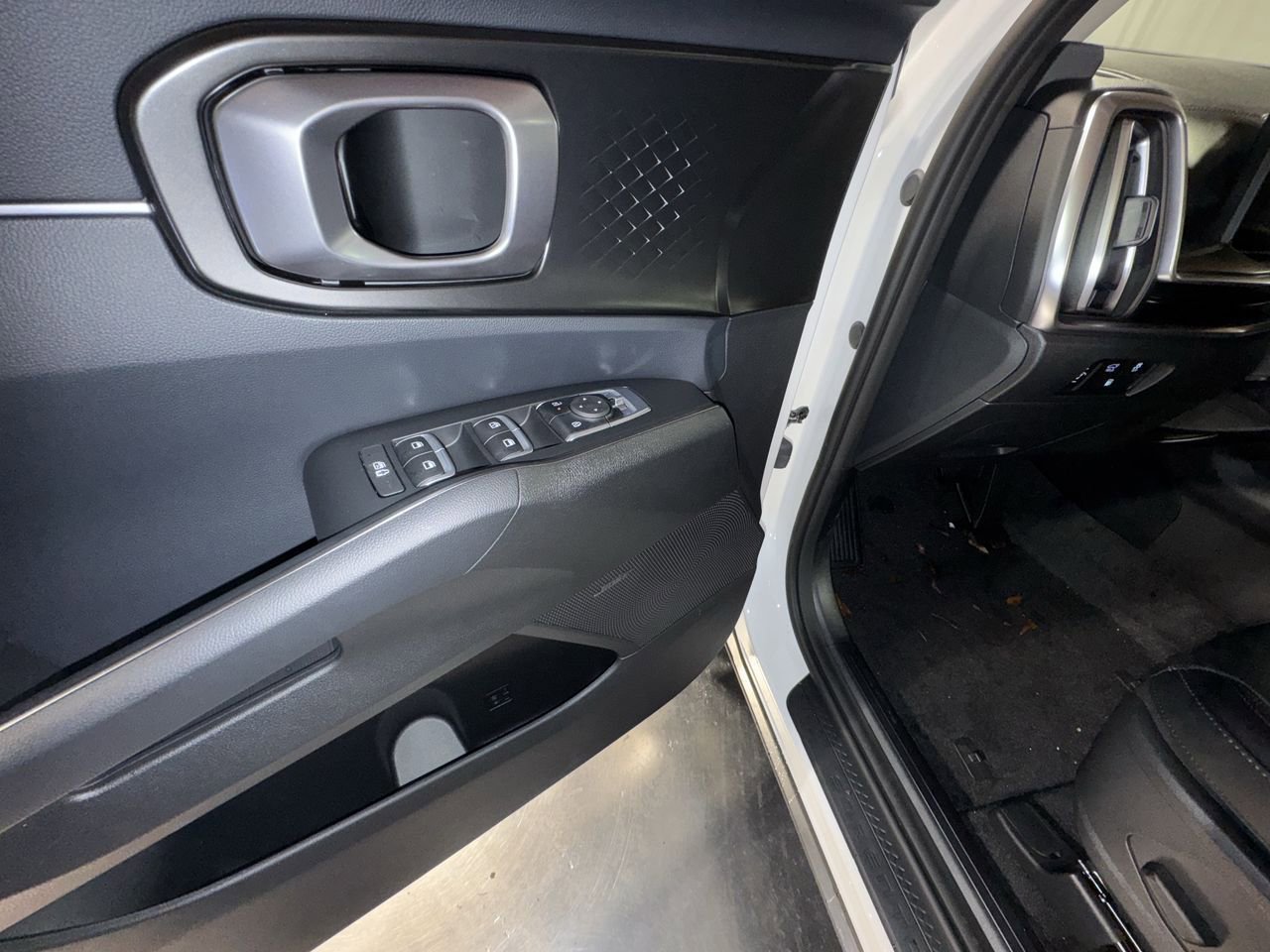 New 2026 Kia Sorento EX w/ EX Premium Package image 17