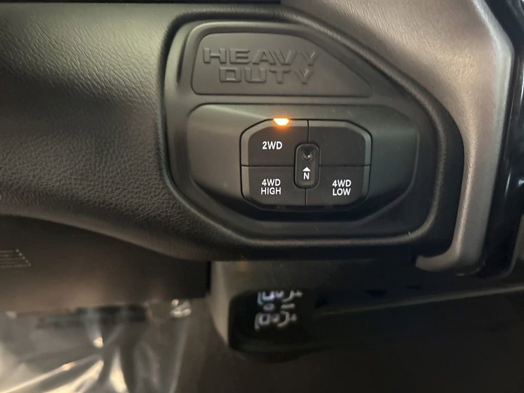 Used 2026 RAM 2500 Laramie AWD/4WD image 51