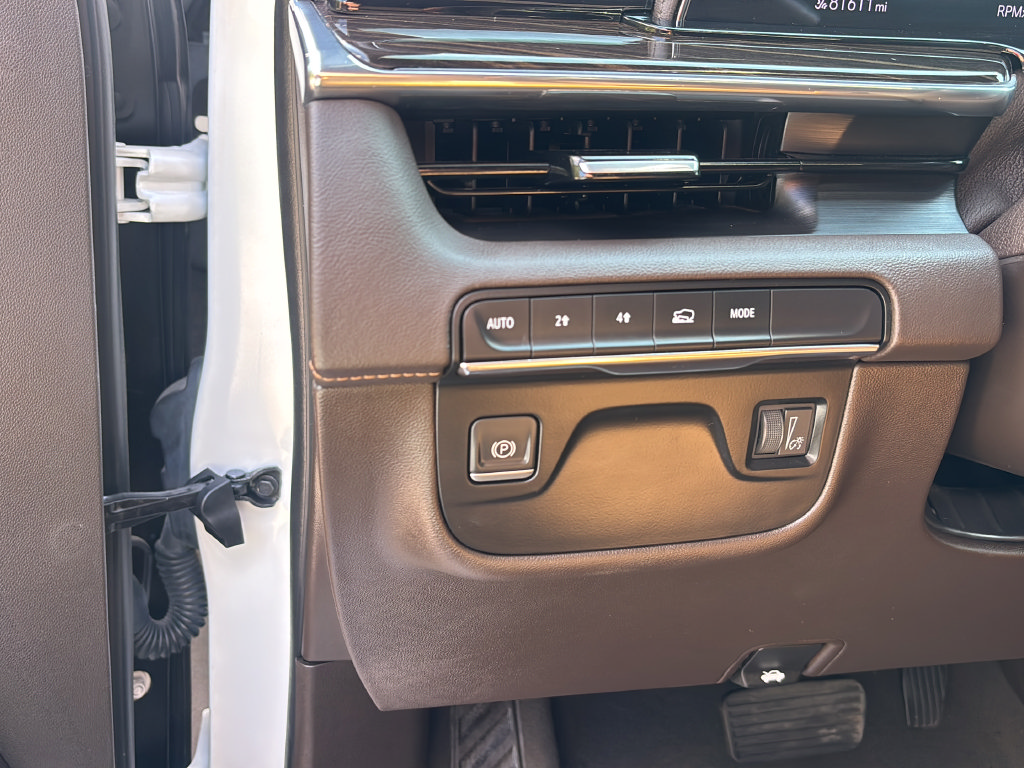 Used 2022 Cadillac Escalade ESV Premium Luxury AWD/4WD image 22
