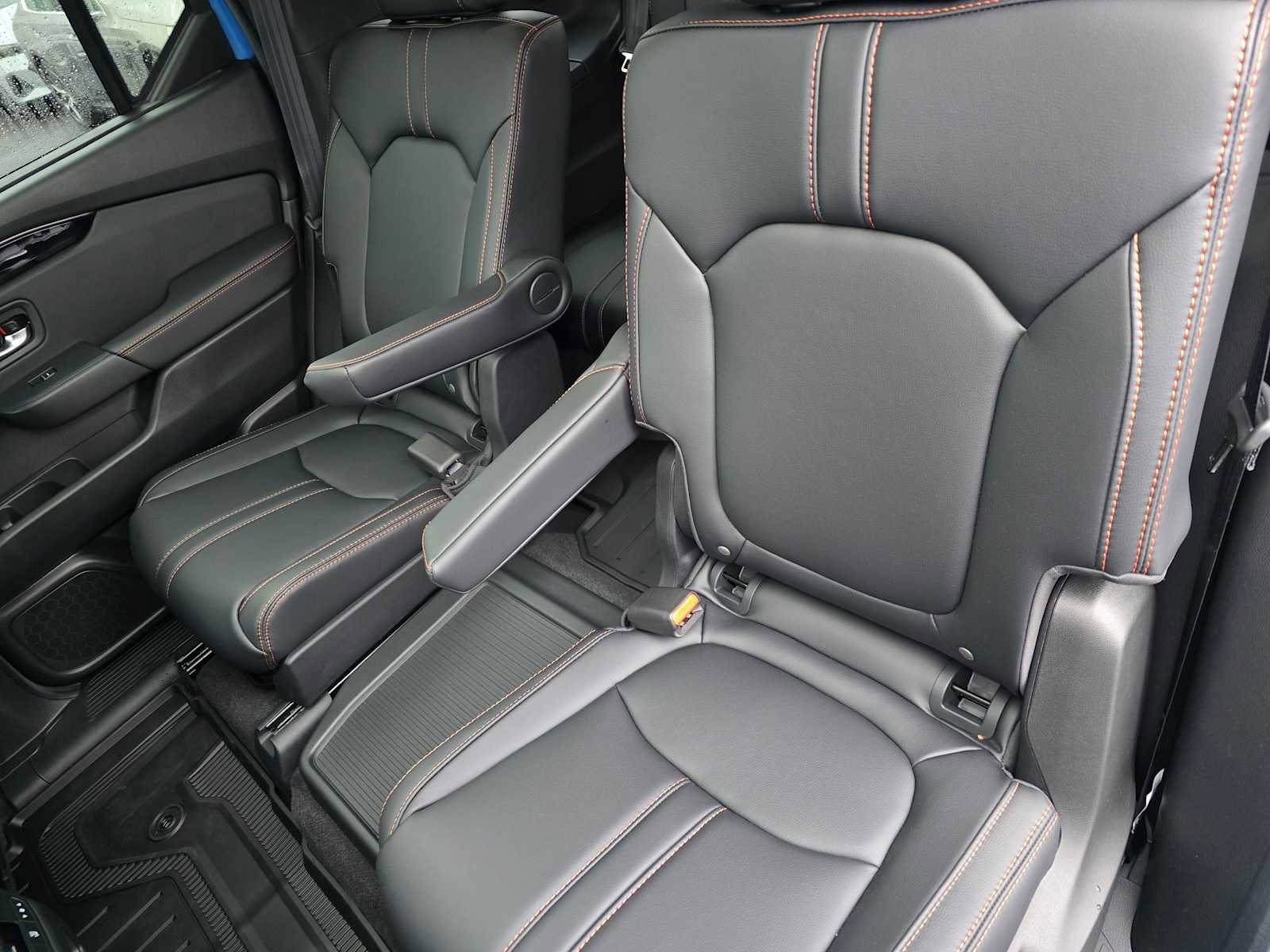 Used 2025 Honda Pilot TrailSport image 17