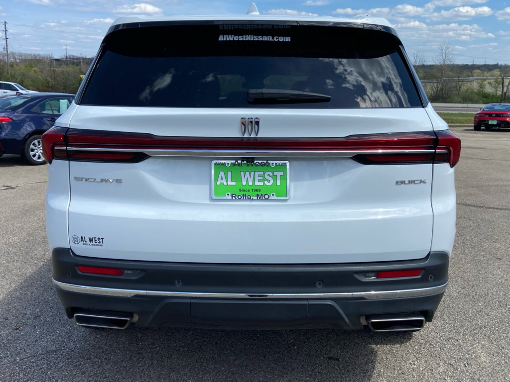 Used 2025 Buick Enclave Preferred FWD image 6