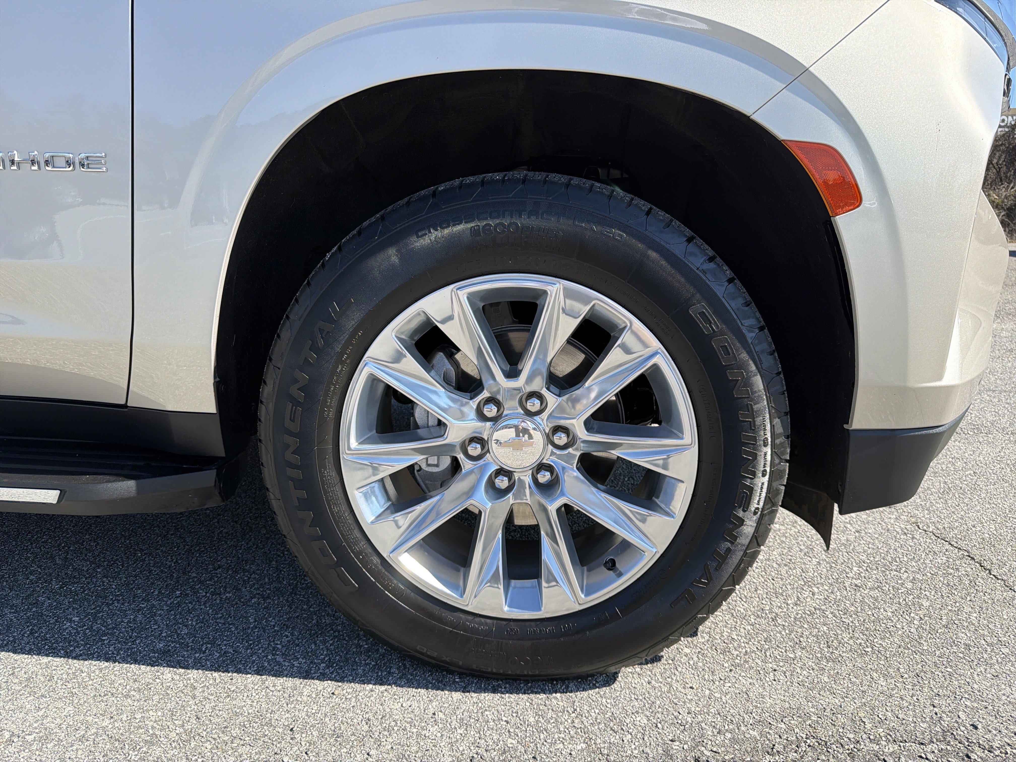 Used 2024 Chevrolet Tahoe Premier w/ Premium Package 2 image 14