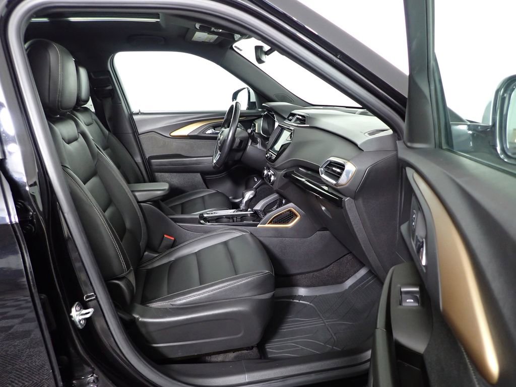 Used 2021 Chevrolet TrailBlazer ACTIV w/ Sun and Liftgate Package image 36