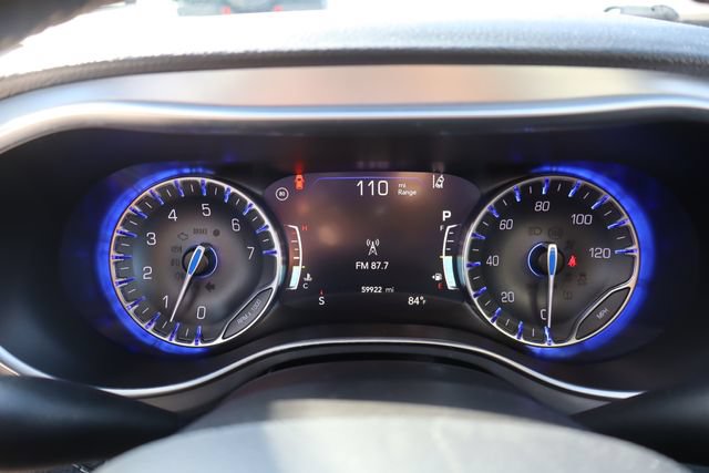 Used 2019 Chrysler Pacifica Limited FWD image 49