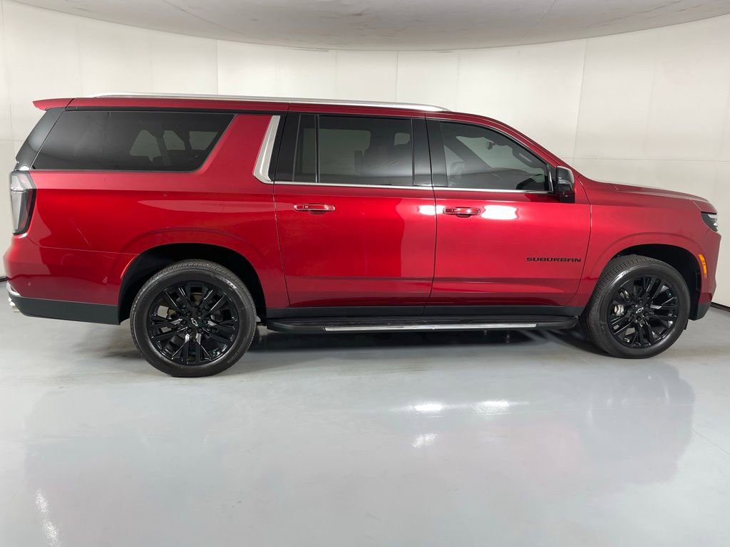 New 2025 Chevrolet Suburban Premier image 11
