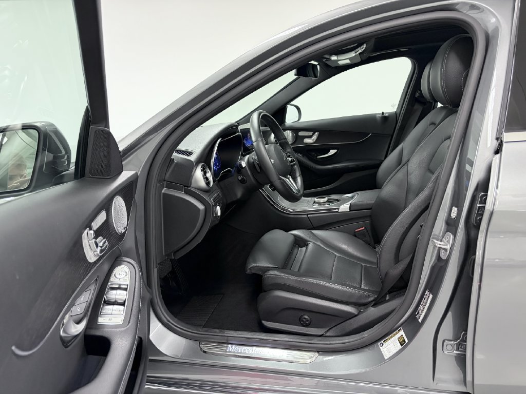 Certified 2021 Mercedes-Benz C 300 4MATIC Sedan image 15